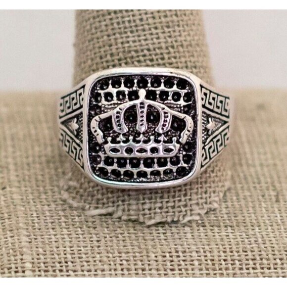 Size 14 silver queen vintage ring (C1) - Picture 1 of 3